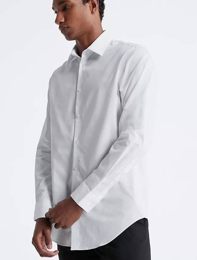 Camisa de vestir ajustada de algodón con diseño en espiga Camisa de vestir ajustada de algodón con diseño en espiga