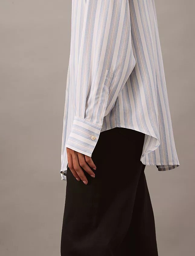 Camisa holgada de viscosa con botones Camisa holgada de viscosa con botones