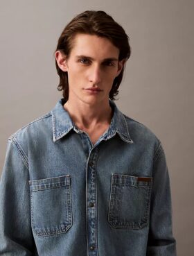 Camisa oversize ajustada