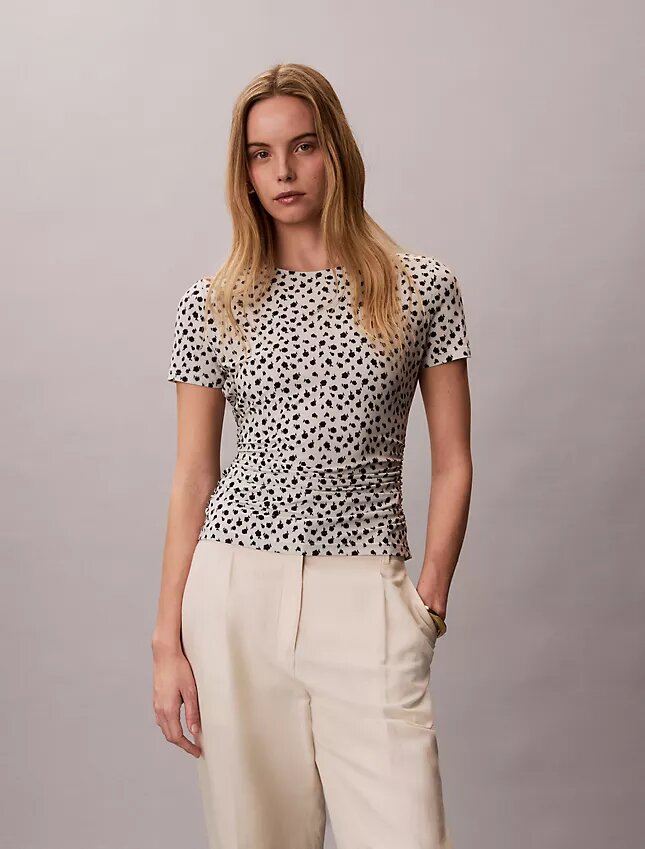 Camiseta ajustada con fruncidos Camiseta ajustada con fruncidos