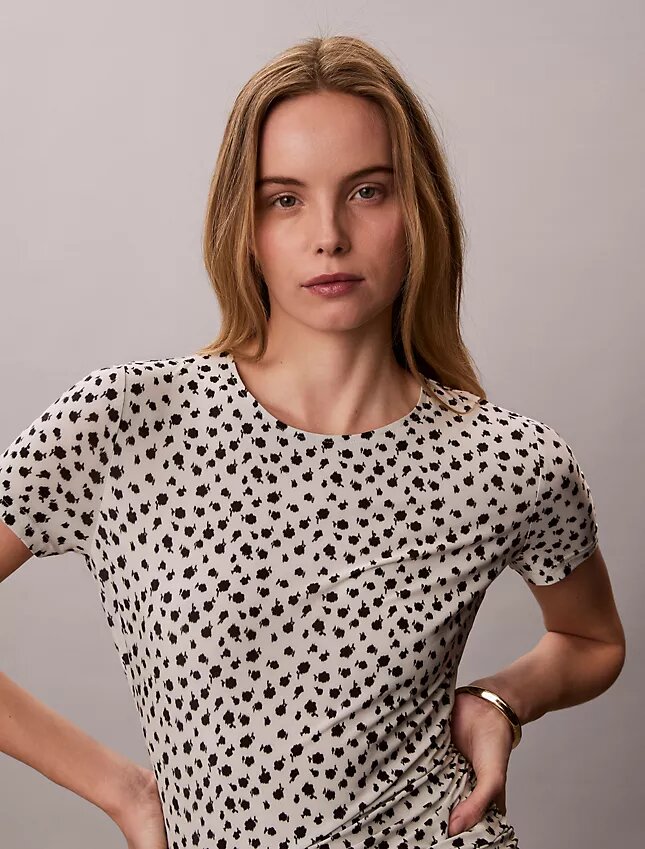 Camiseta ajustada con fruncidos Camiseta ajustada con fruncidos