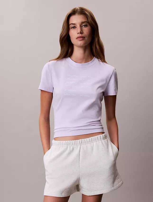 Camiseta ajustada con gráfico del logotipo Camiseta ajustada con gráfico del logotipo