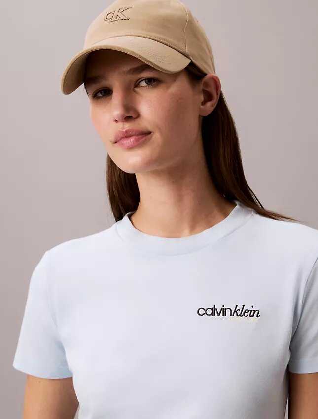Camiseta ajustada con gráfico del logotipo Camiseta ajustada con gráfico del logotipo