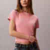 Camiseta ajustada con gráfico del logotipo curvado Camiseta ajustada con gráfico del logotipo curvado