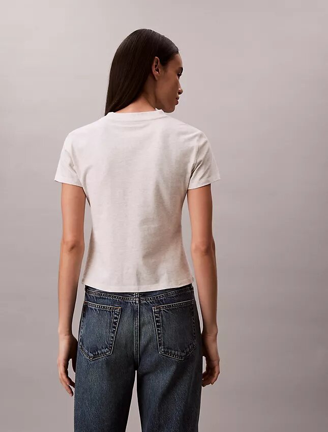 Camiseta ajustada con gráfico del logotipo de la flor Camiseta ajustada con gráfico del logotipo de la flor