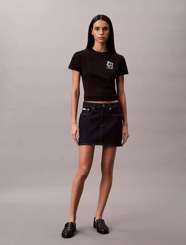 Camiseta ajustada con gráfico del logotipo de la flor Camiseta ajustada con gráfico del logotipo de la flor