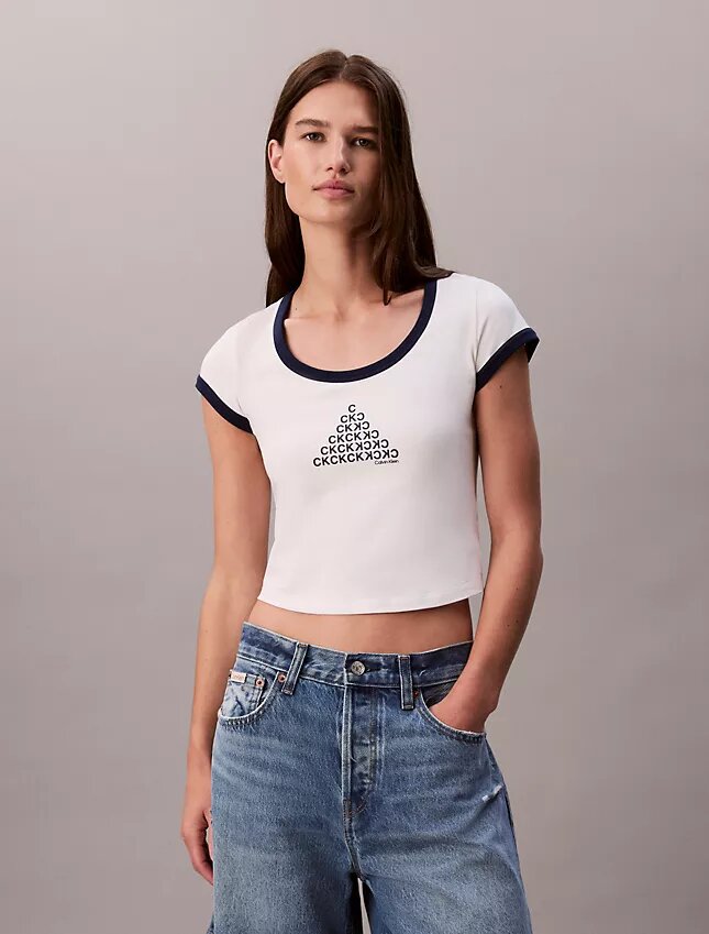 Camiseta ajustada con gráfico del logotipo Monogram Camiseta ajustada con gráfico del logotipo Monogram