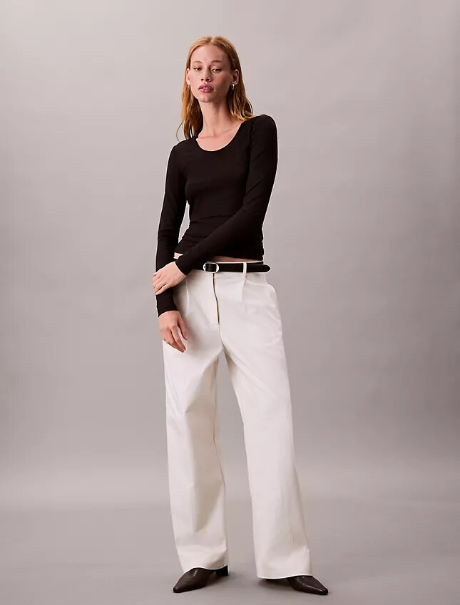 Camiseta ajustada de Modal elástico acanalado Camiseta ajustada de Modal elástico acanalado