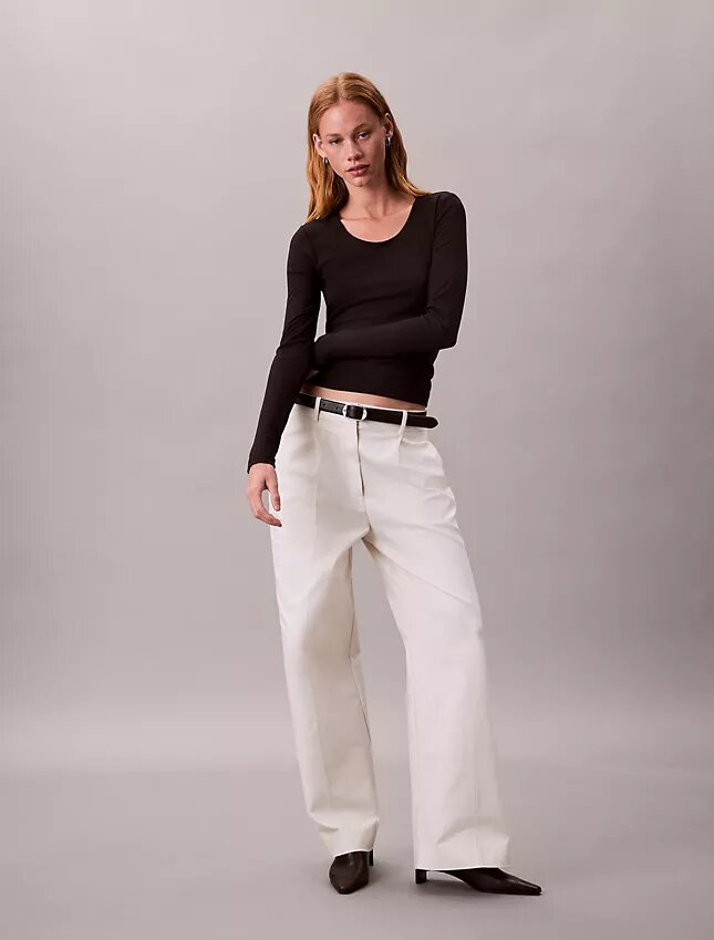 Camiseta ajustada de Modal elástico acanalado Camiseta ajustada de Modal elástico acanalado