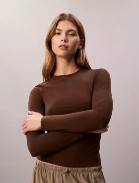 Camiseta ajustada de nailon elástico