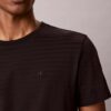 Camiseta clásica a rayas Camiseta clásica a rayas