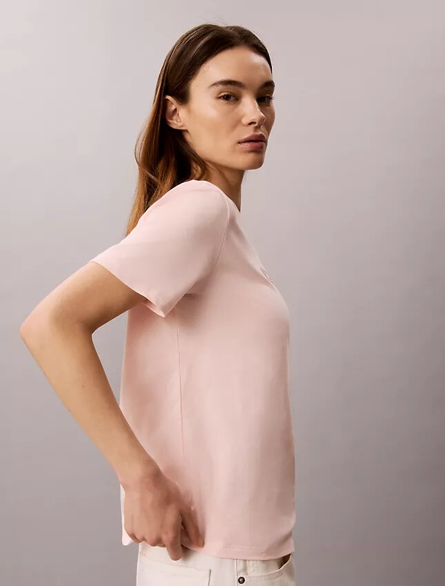 Camiseta clásica con gráfico de logotipo en negrita Camiseta clásica con gráfico de logotipo en negrita