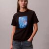 Camiseta clásica con gráfico de logotipo floral Camiseta clásica con gráfico de logotipo floral