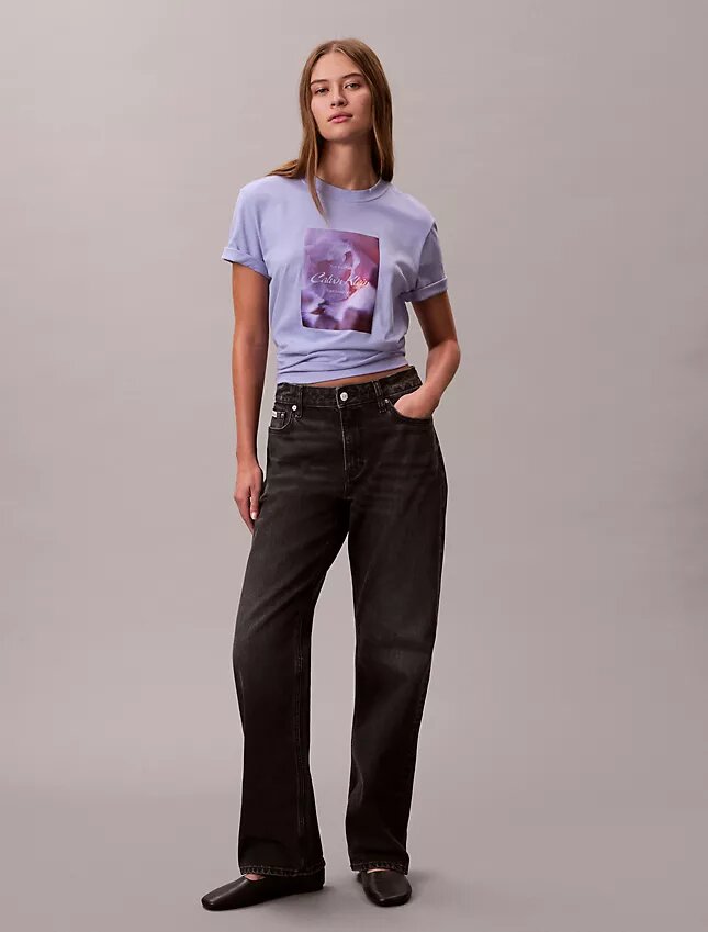 Camiseta clásica con gráfico de logotipo floral Camiseta clásica con gráfico de logotipo floral