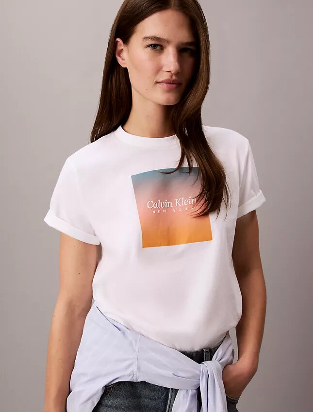 Camiseta clásica con gráfico de puesta de sol Camiseta clásica con gráfico de puesta de sol