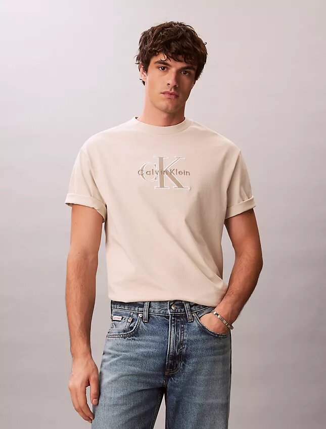 Camiseta clásica con gráfico del contorno del Monólogo Camiseta clásica con gráfico del contorno del Monólogo