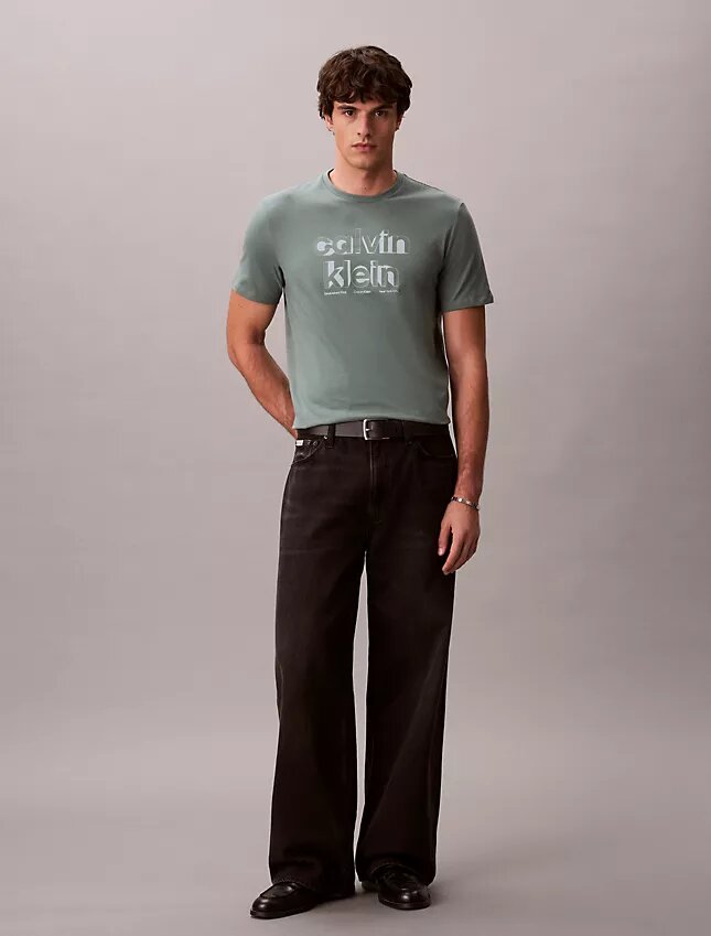 Camiseta clásica con gráfico del logotipo en sombra Camiseta clásica con gráfico del logotipo en sombra