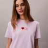 Camiseta clásica con logo de corazón Camiseta clásica con logo de corazón