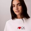 Camiseta clásica con logo de corazón Camiseta clásica con logo de corazón