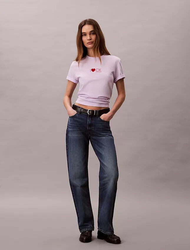 Camiseta clásica con logo de corazón Camiseta clásica con logo de corazón