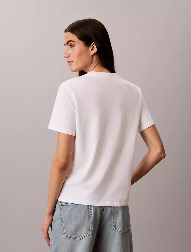 Camiseta clásica con logo de corazón Camiseta clásica con logo de corazón