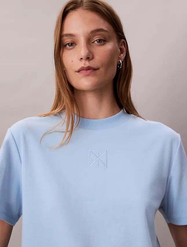 Camiseta clásica con logotipo Camiseta clásica con logotipo