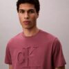 Camiseta clásica con Monogram en relieve Camiseta clásica con Monogram en relieve