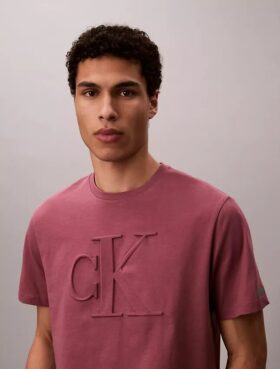 Camiseta clásica con Monogram en relieve
