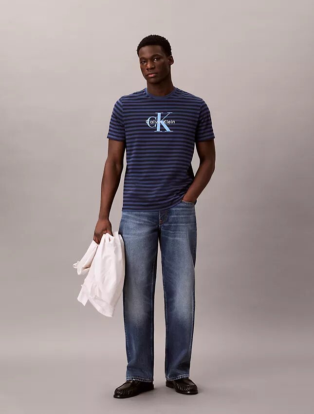 Camiseta clásica con rayas gráficas Monólogo Camiseta clásica con rayas gráficas Monólogo