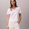 Camiseta con cuello en V y Monogram Camiseta con cuello en V y Monogram