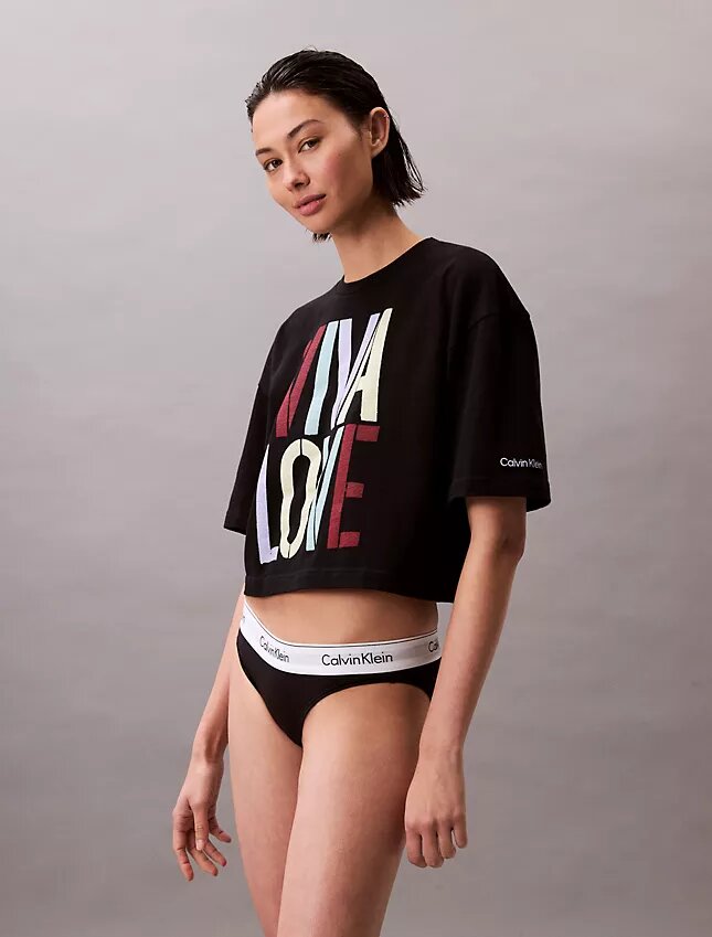 Camiseta corta holgada «Pride Viva Love» de Marc Hundley Camiseta corta holgada «Pride Viva Love» de Marc Hundley