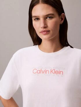 Camiseta corta y holgada Commuter Camiseta corta y holgada Commuter