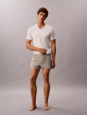 Camiseta de cuello en V de corte ajustado, paquete de 3, mezcla de Cotton Stretch