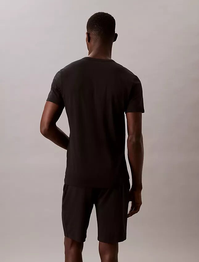 Camiseta de cuello en V de corte ajustado, paquete de 3, mezcla de Cotton Stretch Camiseta de cuello en V de corte ajustado, paquete de 3, mezcla de Cotton Stretch