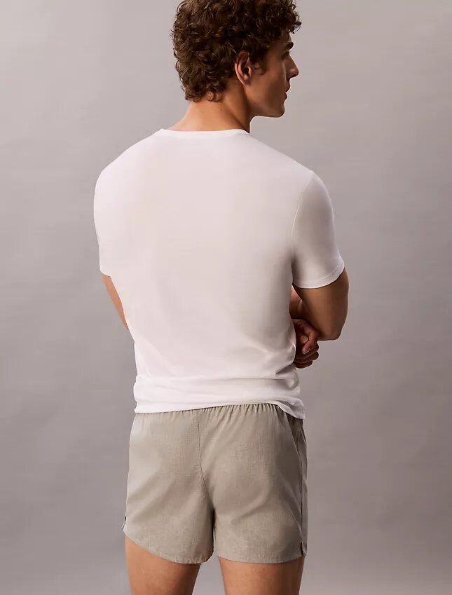 Camiseta de cuello en V de corte ajustado, paquete de 3, mezcla de Cotton Stretch Camiseta de cuello en V de corte ajustado, paquete de 3, mezcla de Cotton Stretch