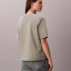Camiseta de cuello redondo con corte holgado y logotipo estándar Camiseta de cuello redondo con corte holgado y logotipo estándar