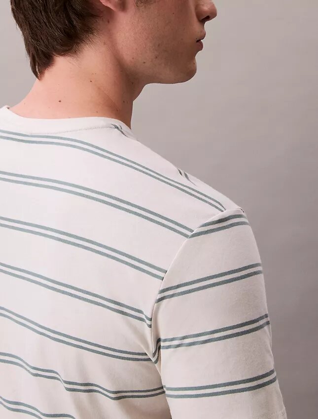 Camiseta de cuello redondo con rayas Liquid Touch Camiseta de cuello redondo con rayas Liquid Touch