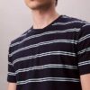 Camiseta de cuello redondo con rayas Liquid Touch Camiseta de cuello redondo con rayas Liquid Touch