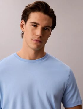 Camiseta de cuello redondo de algodón Supima
