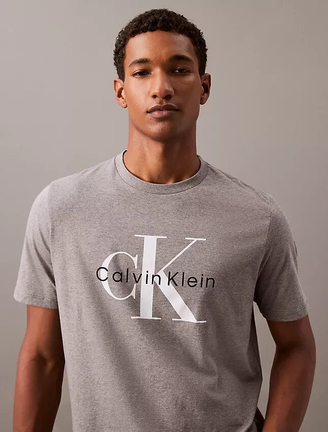 Camiseta de cuello redondo Monólogo Camiseta de cuello redondo Monólogo