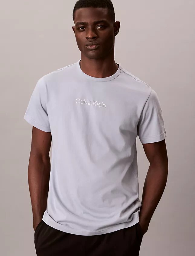 Camiseta de dormir con el logotipo de Calvin Klein Camiseta de dormir con el logotipo de Calvin Klein