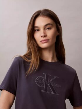 Camiseta gráfica de felpa para bebé con el diseño «Monólogo»