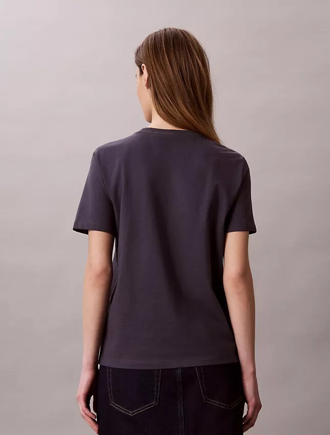 Camiseta gráfica de felpa para bebé con el diseño «Monólogo» Camiseta gráfica de felpa para bebé con el diseño «Monólogo»