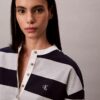 Camiseta Henley con rayas universitarias Camiseta Henley con rayas universitarias