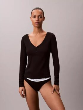 Camiseta Henley de algodón elástico acanalado