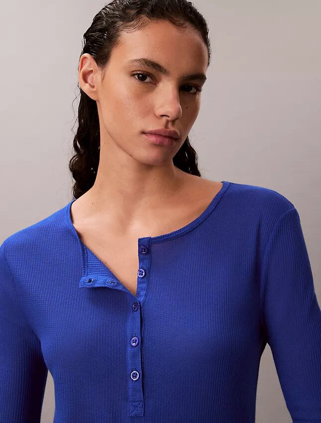 Camiseta Henley ligera de tejido waffle Camiseta Henley ligera de tejido waffle