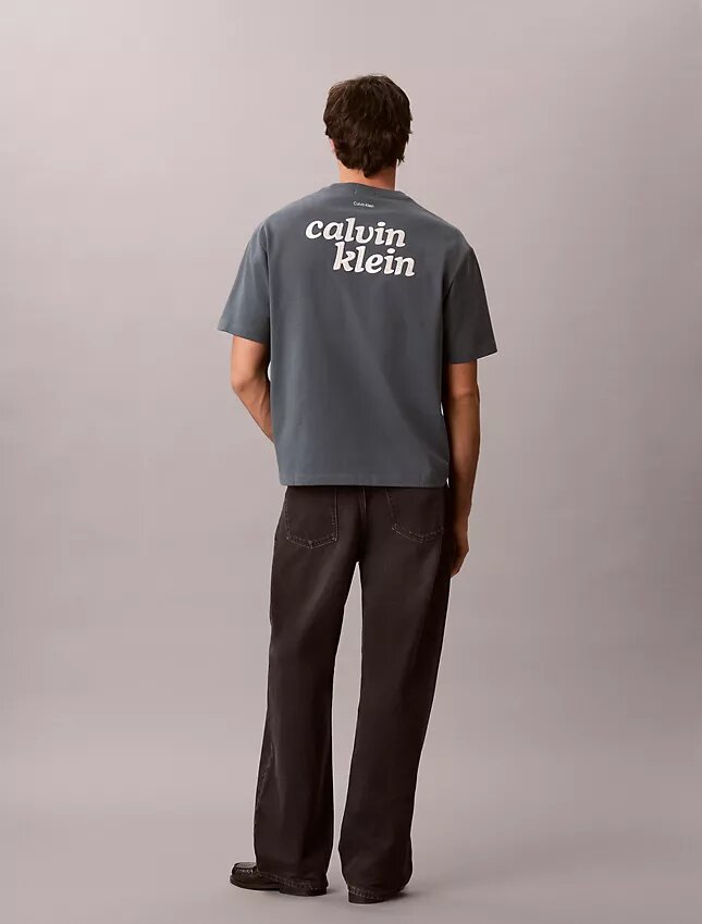 Camiseta holgada con gráfico del logotipo de 1989 bordado Camiseta holgada con gráfico del logotipo de 1989 bordado