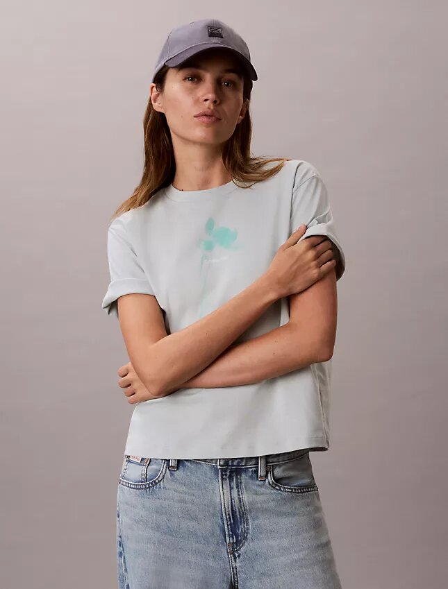 Camiseta holgada con gráfico floral del logotipo Camiseta holgada con gráfico floral del logotipo