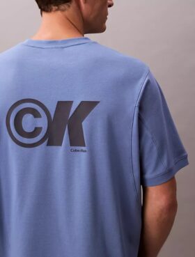Camiseta holgada con logo gráfico de piqué refrescante
