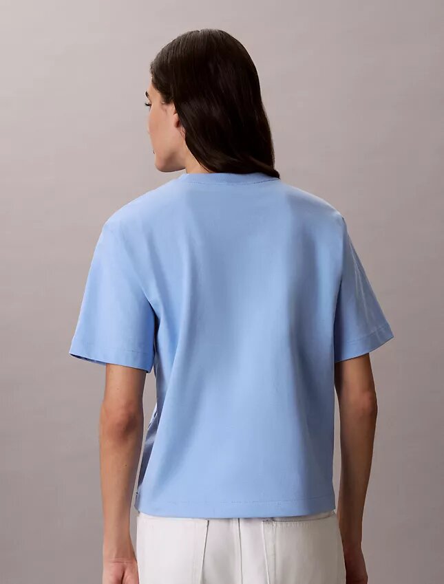 Camiseta holgada con logotipo estándar Camiseta holgada con logotipo estándar